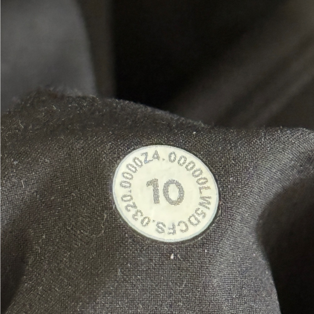 Lululemon Keep Moving Pant 7/8 High-Rise Black Size 10 - Picture 12 of 13